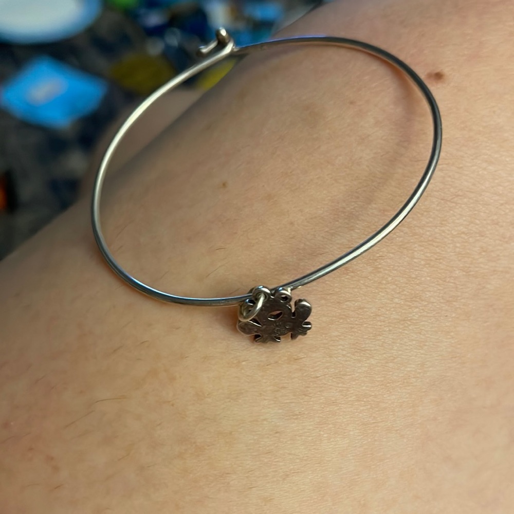 Sterling silver frog bracelet
